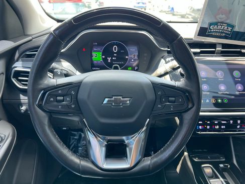Used 2022 Chevrolet Bolt EUV Premier w/ Super Cruise Package FWD image 27