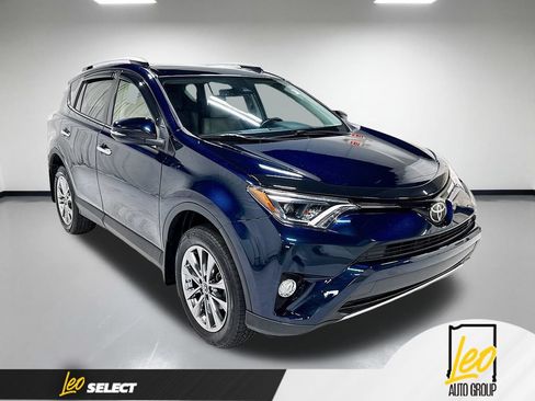 Used 2018 Toyota RAV4 Limited w/ All Weather Liner Package AWD/4WD image 5