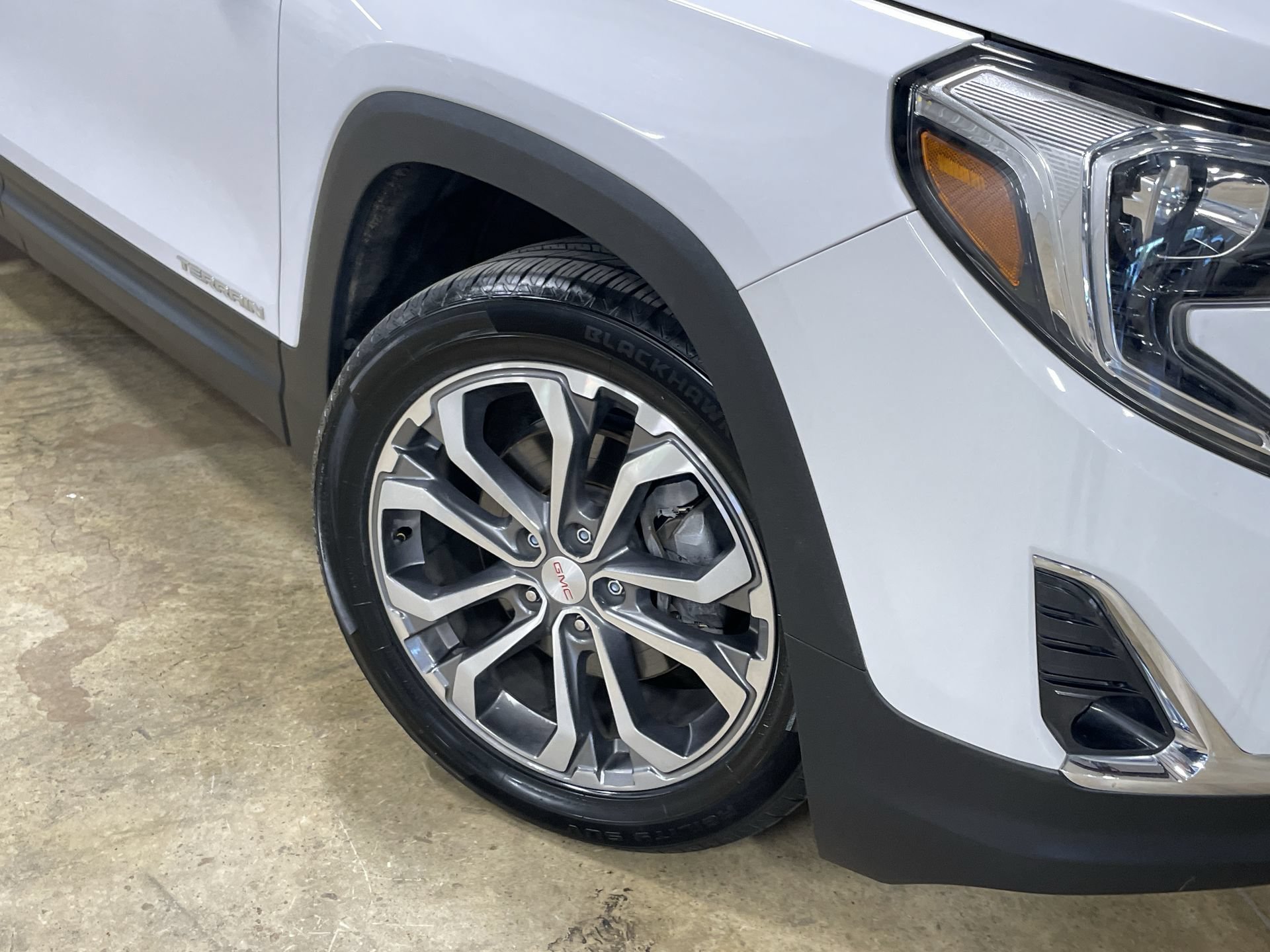 Used 2020 GMC Terrain SLT w/ Preferred Package FWD image 11