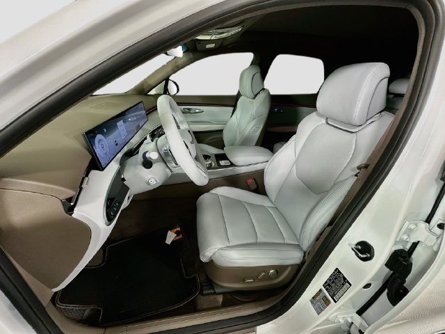 New 2027 Genesis GV70 2.5T Advanced AWD/4WD image 16
