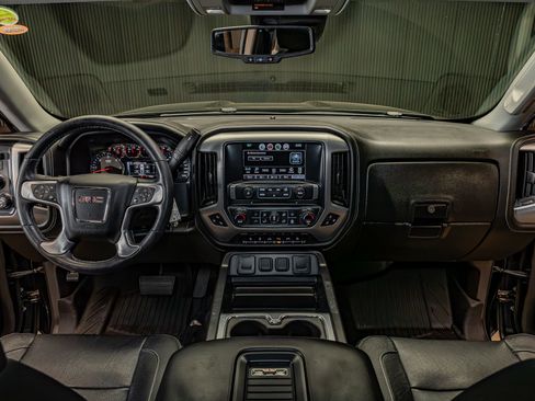 Used 2018 GMC Sierra 1500 SLT image 15