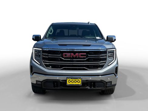 New 2026 GMC Sierra 1500 SLT w/ SLT Premium Plus Package image 8