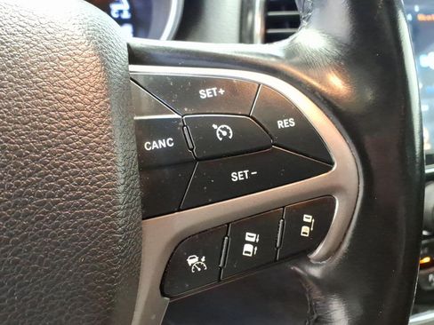 Used 2021 Jeep Grand Cherokee 80th Anniversary w/ Quick Order Package 28K 80th AWD/4WD image 11