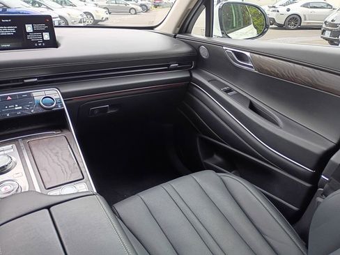 Used 2024 Genesis GV80 2.5T AWD/4WD image 25