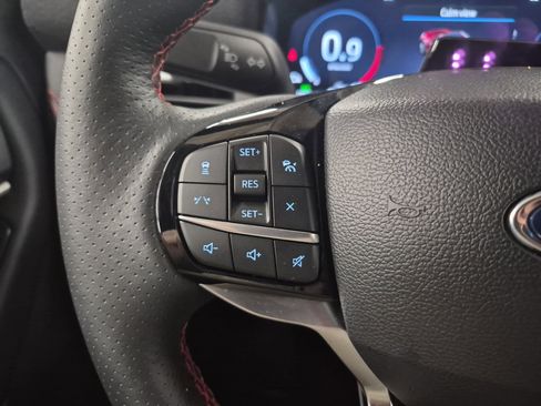 Used 2025 Ford Explorer ST-Line image 27