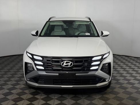 Used 2025 Hyundai Tucson Blue AWD/4WD image 5