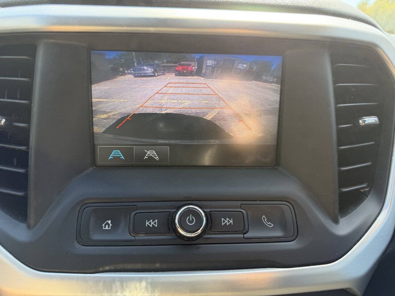 Used 2018 GMC Acadia SLE w/ LPO, Floor Liner Package FWD image 14