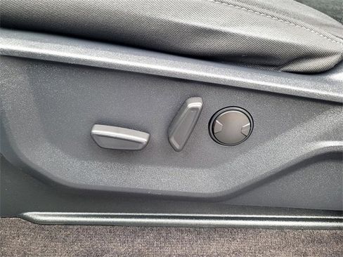 Certified 2022 Ford F150 XLT w/ Equipment Group 302A High image 12