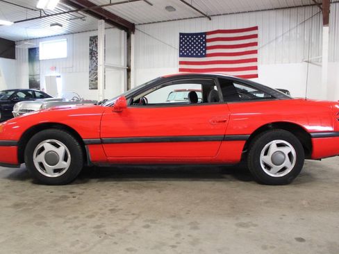 Used 1991 Dodge Stealth FWD image 3