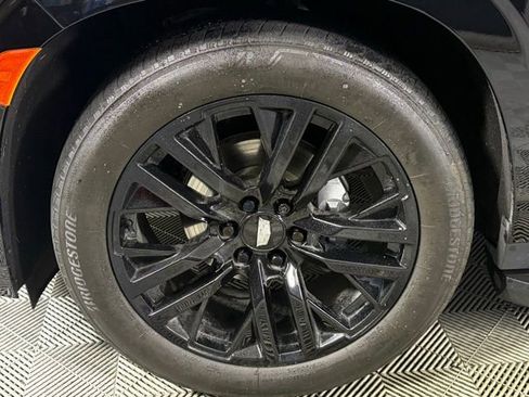 Certified 2023 Cadillac Escalade Premium Luxury Platinum image 16