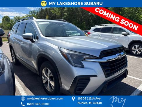 Used 2025 Subaru Ascent Premium AWD/4WD image 1