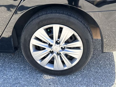 Used 2018 Nissan Sentra S image 12