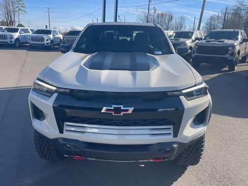 New 2026 Chevrolet Colorado ZR2 w/ Technology Package image 8