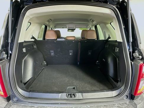 Used 2025 Ford Bronco Sport Outer Banks w/ Outer Banks Tech Package+ image 32