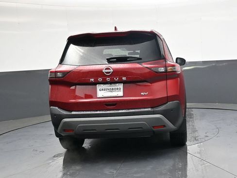 Used 2023 Nissan Rogue SV w/ SV Premium B Package FWD image 4
