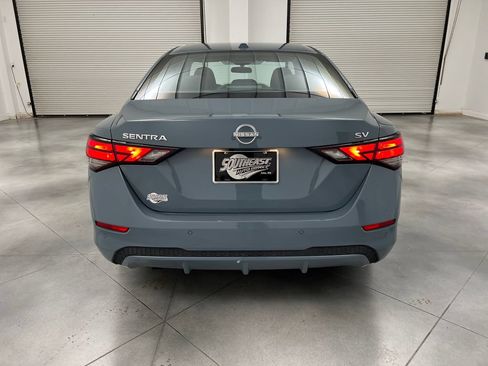 Used 2024 Nissan Sentra SV FWD image 8