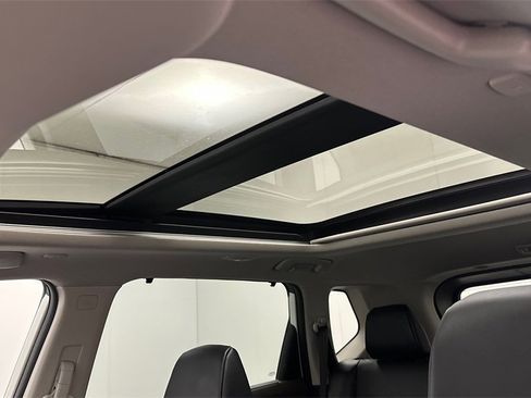 Certified 2023 Nissan Rogue SV w/ SV Premium B Package image 17