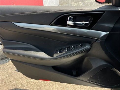 Used 2023 Nissan Maxima SV w/ Floor Mat Group image 19