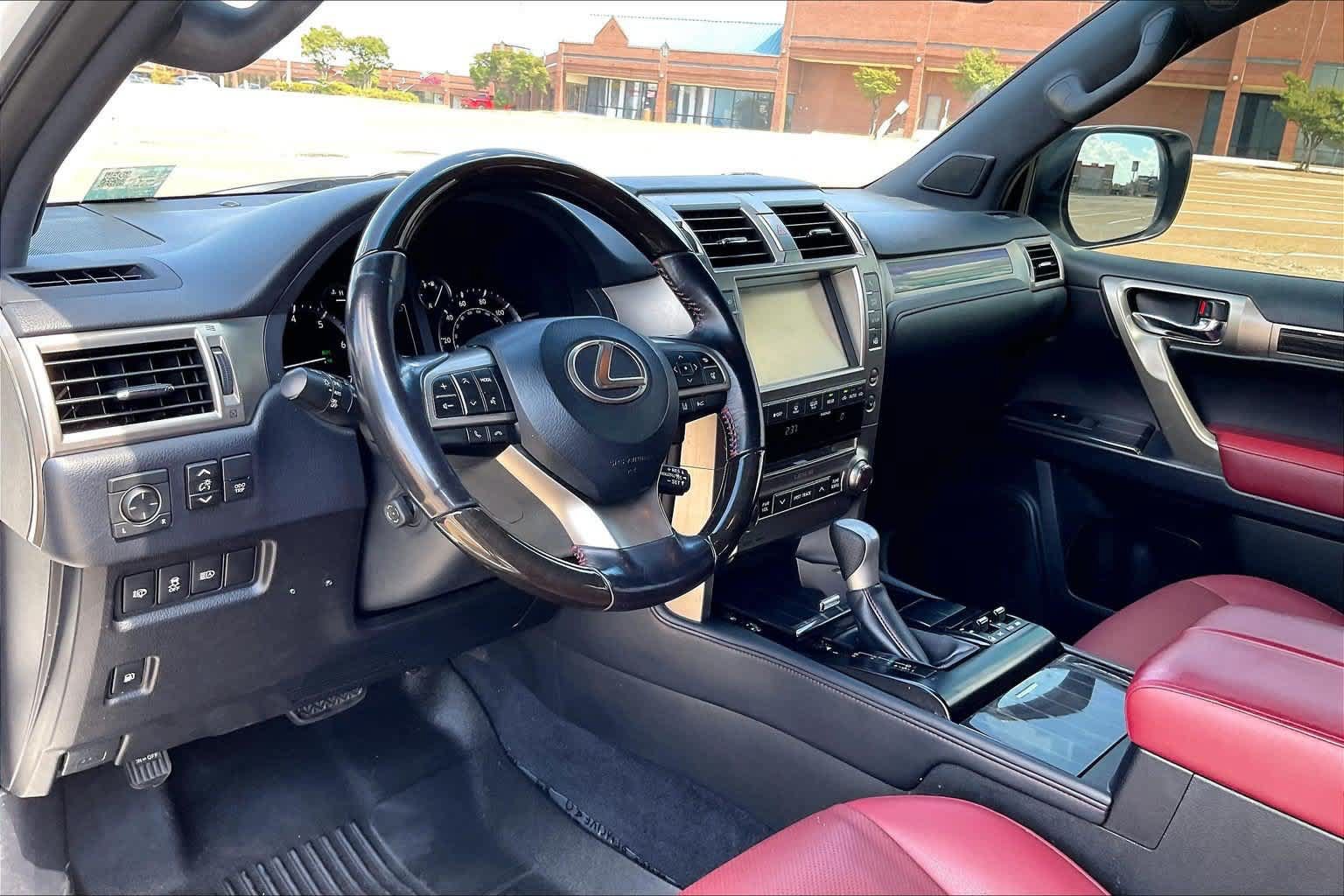 Used 2020 Lexus GX 460 Premium AWD/4WD image 2