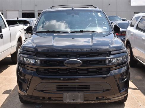 Used 2022 Ford Expedition Max Limited AWD/4WD image 3