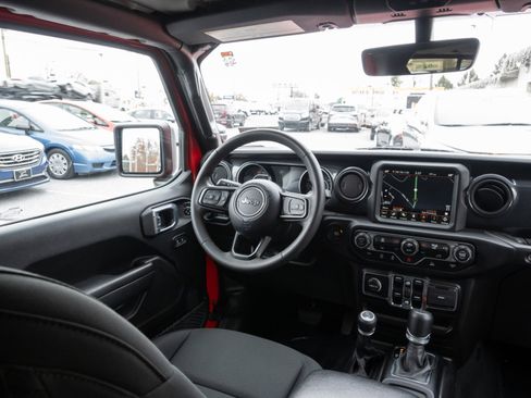 Used 2023 Jeep Wrangler Unlimited Sport image 35