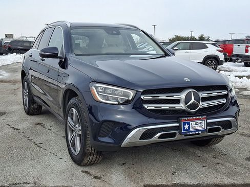 Used 2022 Mercedes-Benz GLC 300 4MATIC image 2