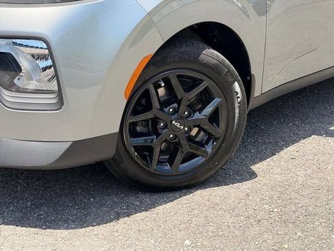 Used 2022 Kia Soul LX w/ Technology Package FWD image 31