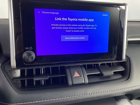 Used 2024 Toyota RAV4 LE AWD/4WD image 20