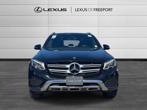 Used 2019 Mercedes-Benz GLC 300 4MATIC image 2