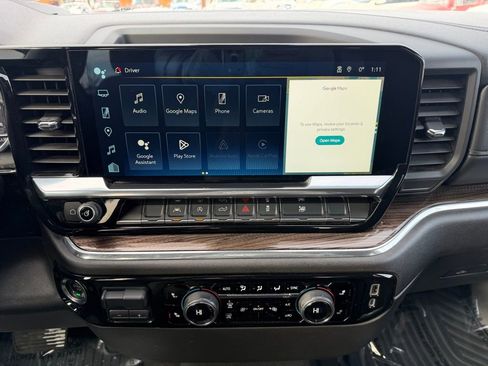 Used 2025 Chevrolet Silverado 1500 LT image 8