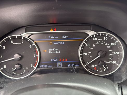 Certified 2023 Nissan Altima 2.5 SR w/ SR Premium Package AWD/4WD image 8
