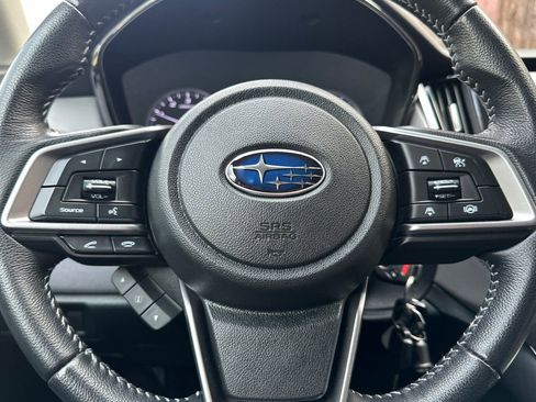 Used 2022 Subaru Outback Premium image 18