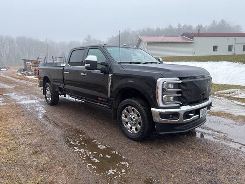 Used 2024 Ford F350 King Ranch w/ Chrome Package image 32