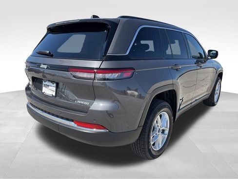 New 2026 Jeep Grand Cherokee Laredo X image 4