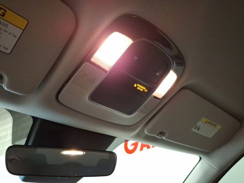 Used 2023 Hyundai Tucson SE image 24