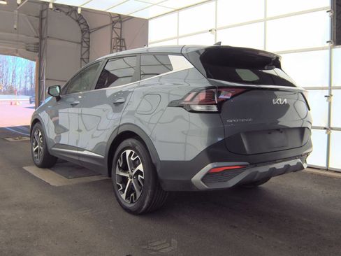 Used 2023 Kia Sportage EX image 6