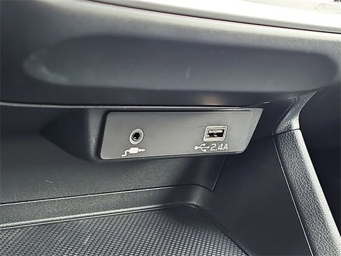 Certified 2025 Subaru Impreza 2.0i image 22