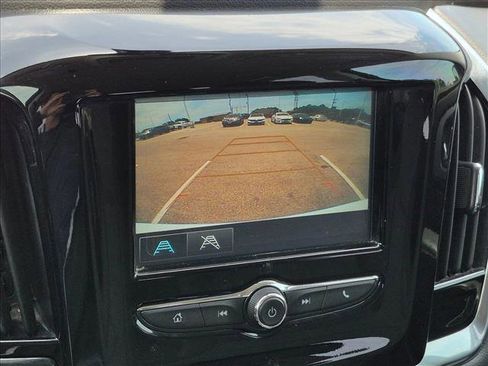 Used 2019 Chevrolet Traverse LS FWD image 13