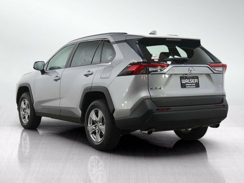 Used 2025 Toyota RAV4 XLE w/ Convenience Package AWD/4WD image 3