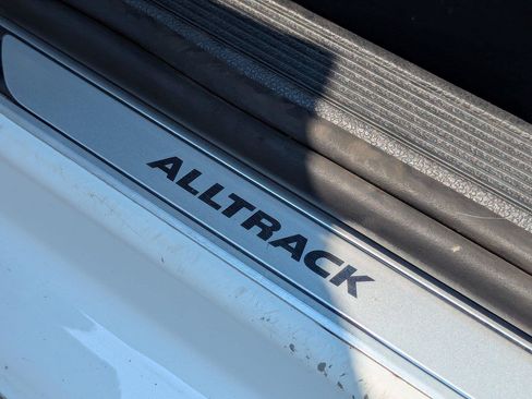 Used 2018 Volkswagen Golf Alltrack AWD/4WD image 39