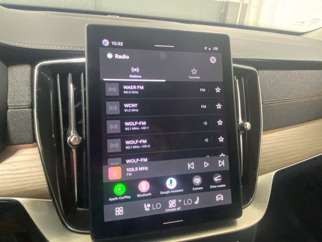 Certified 2026 Volvo XC90 B6 Plus AWD/4WD image 18