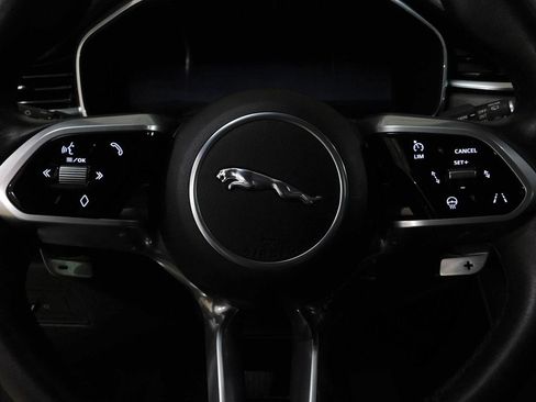 Used 2023 Jaguar F-PACE S AWD/4WD image 34
