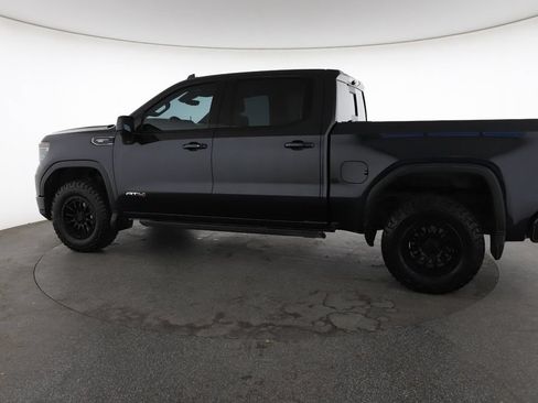 Used 2023 GMC Sierra 1500 AT4 w/ AT4 Premium Package AWD/4WD image 8