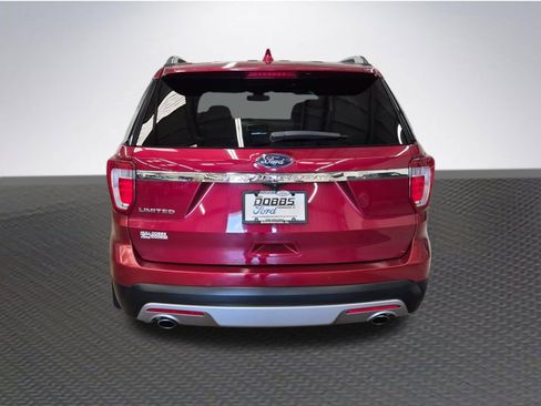 Used 2017 Ford Explorer Limited w/ Equipment Group 301A FWD image 6