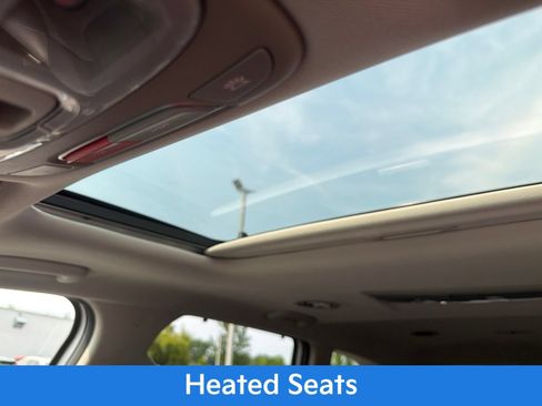 Used 2023 Kia Telluride EX w/ EX Captain's Chair Package FWD image 19