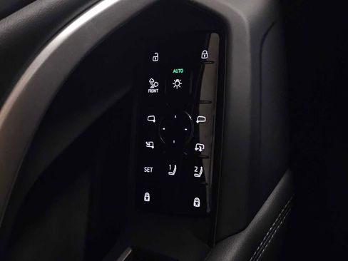 New 2025 Audi Q5 Prestige image 32