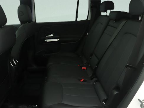 Certified 2026 Mercedes-Benz GLB 250 image 31