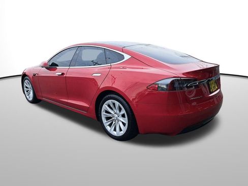 Used 2018 Tesla Model S 75D image 3
