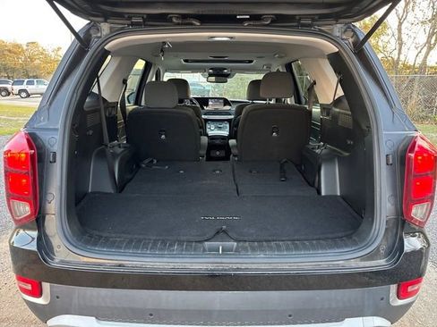 Used 2022 Hyundai Palisade SEL w/ Cargo Package image 9