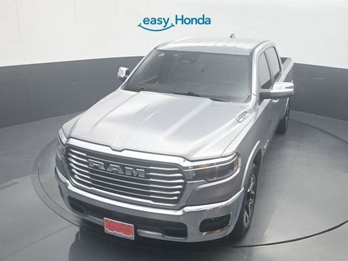 Used 2025 RAM 1500 Laramie AWD/4WD image 21